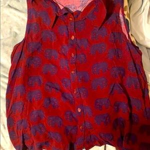 ModCloth Sleeveless Button Down!🌸💕